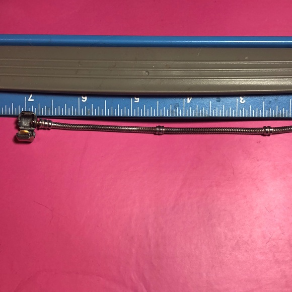 NWOT in Box Authentic Pandora Charm Bracelet - Picture 3 of 10